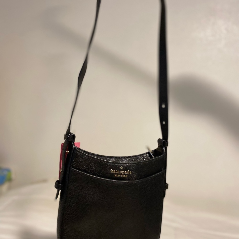 Kate Spade Black Crossbody Bag Elegant Design Pebbled leather